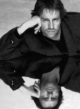 Christopher Lambert Photo (  )    /  - 9